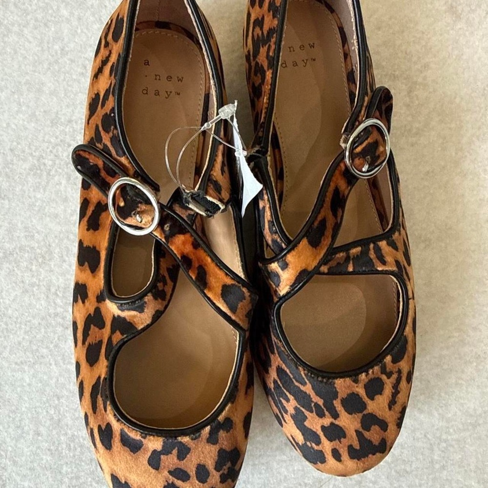 A New Day Tasmin Leopard Print Mary Jane Flat - NWT Size 6.5
